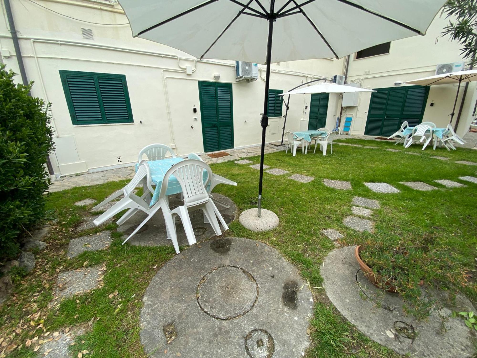 Ferienwohnung Le Tre Isolette A 200M Dal Mare Marina Di Pisa Exterior foto