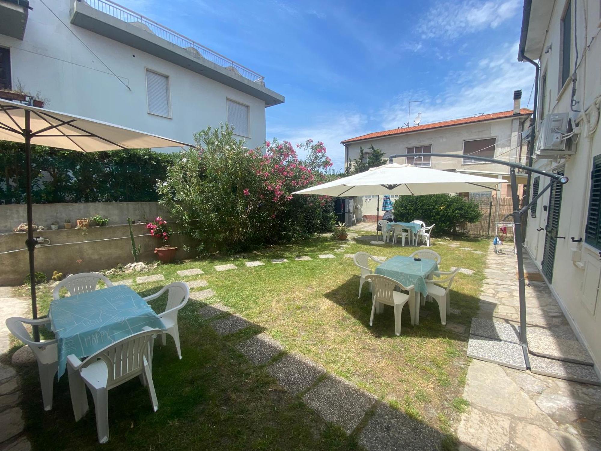 Ferienwohnung Le Tre Isolette A 200M Dal Mare Marina Di Pisa Exterior foto